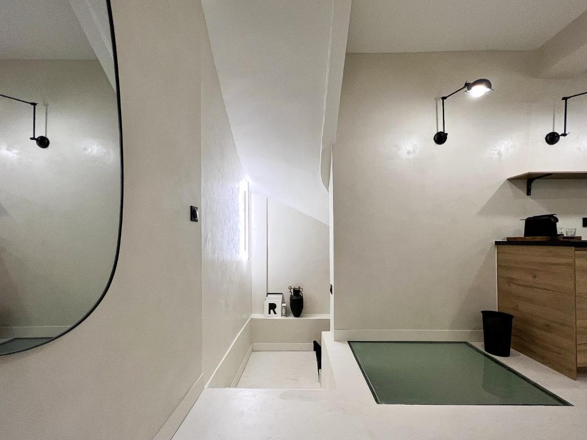 Superb Apartment Palais Royal Louvre Museum Free Netflix Paris Exteriör bild