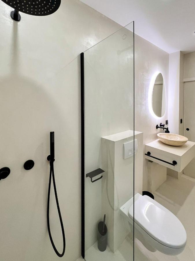 Superb Apartment Palais Royal Louvre Museum Free Netflix Paris Exteriör bild