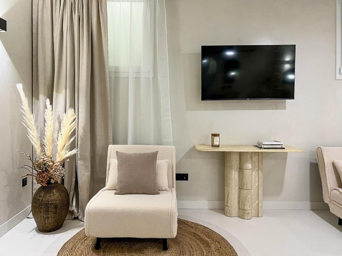 Superb Apartment Palais Royal Louvre Museum Free Netflix Paris Exteriör bild