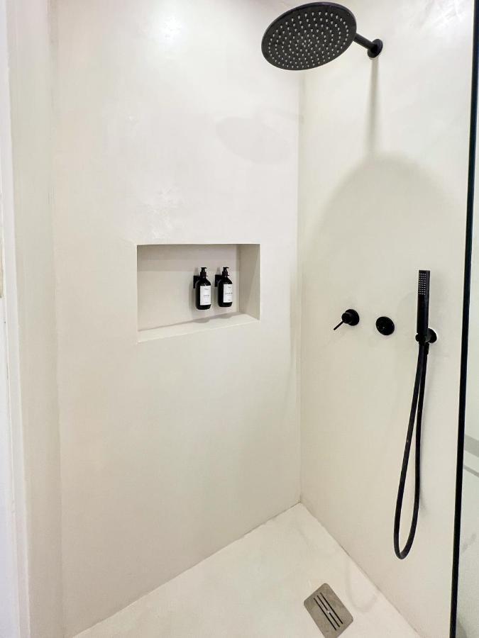 Superb Apartment Palais Royal Louvre Museum Free Netflix Paris Exteriör bild
