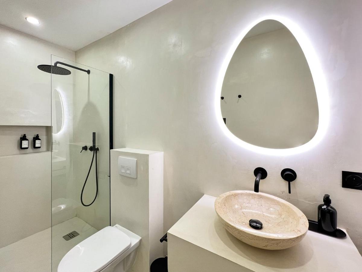 Superb Apartment Palais Royal Louvre Museum Free Netflix Paris Exteriör bild